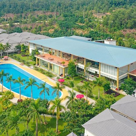 Anh Phát Resort Tinh Gia Esterno foto