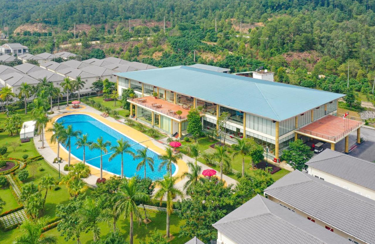 Anh Phát Resort Tinh Gia Esterno foto