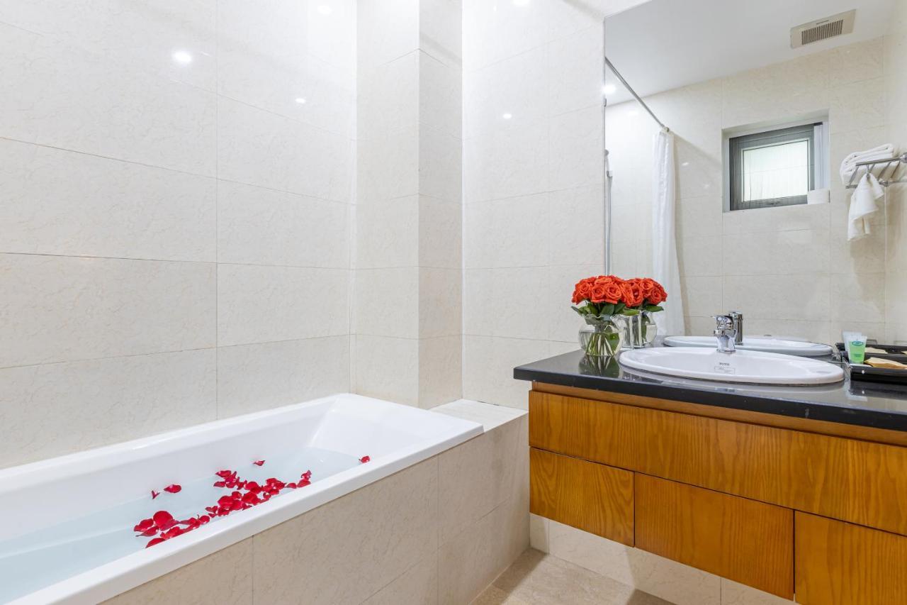 Anh Phát Resort Tinh Gia Esterno foto